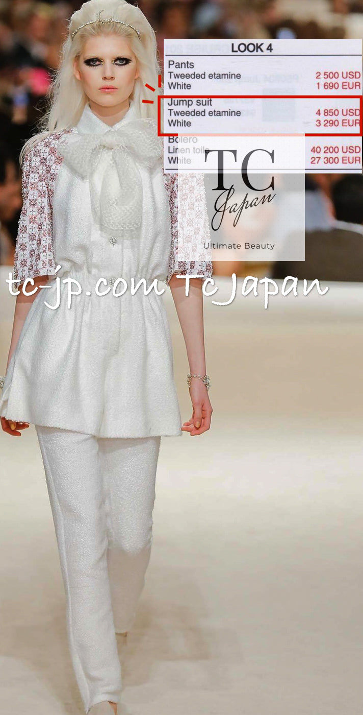 CHANEL 15C White Ivory Gripoix Buttons Bow Romper Jumpsuit 36 38 シャネル ホワイト アイボリー グリポワ 宝石 ボタン リボン ロンパース ジャンプ スーツ 即発
