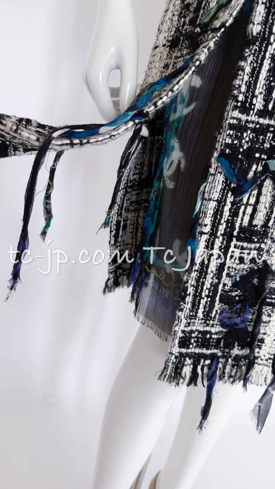 CHANEL 07C Black Blue Graffiti Tweed Dress 34 36 38 シャネル ブラック ブルー グラフィティ ツイード ワンピース 即発