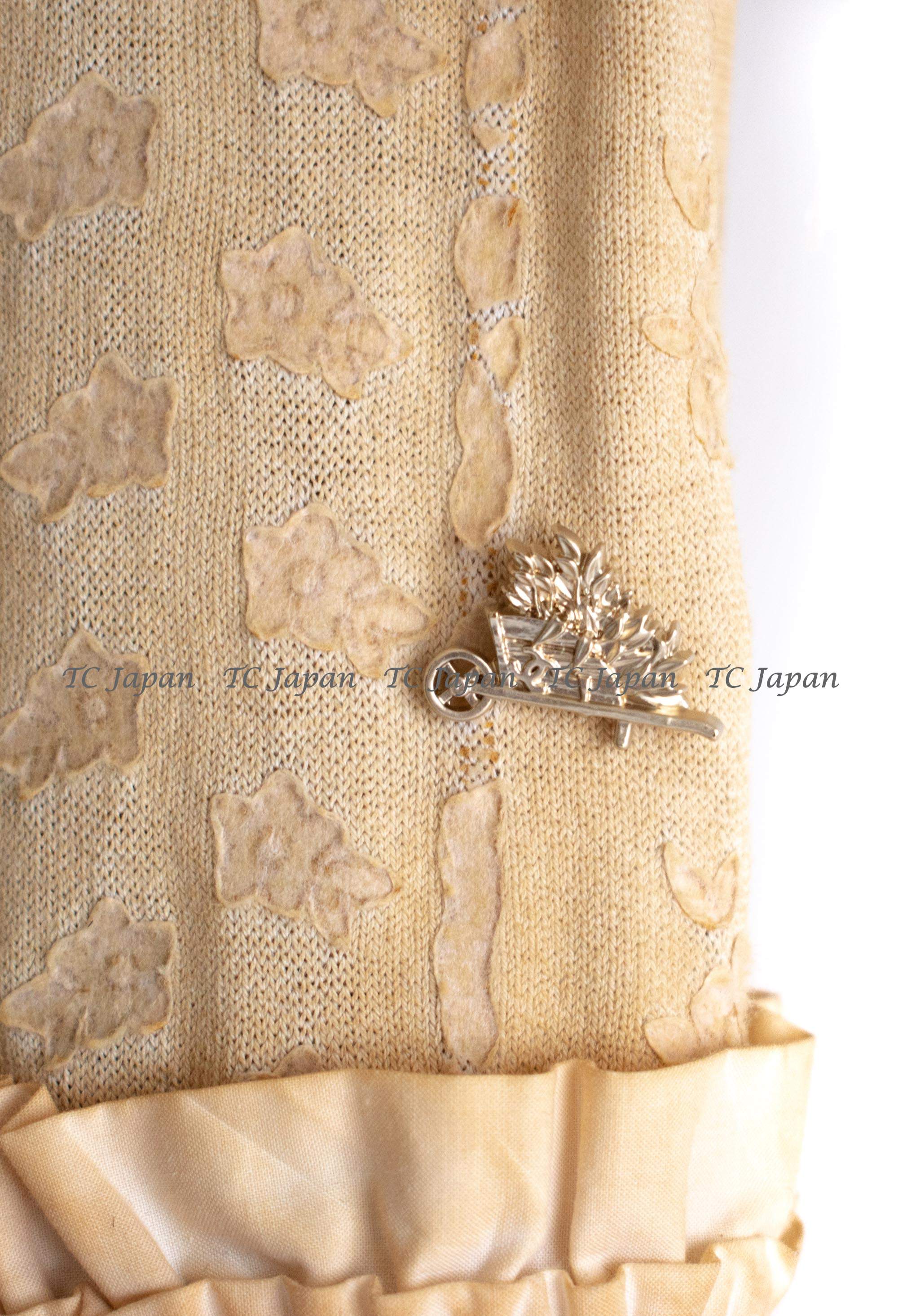 CHANEL 10S Nude Tan Beige Fringe Knit Dress 38 シャネル ベージュ グラデュエーション フリンジ ニット ワンピース 即発