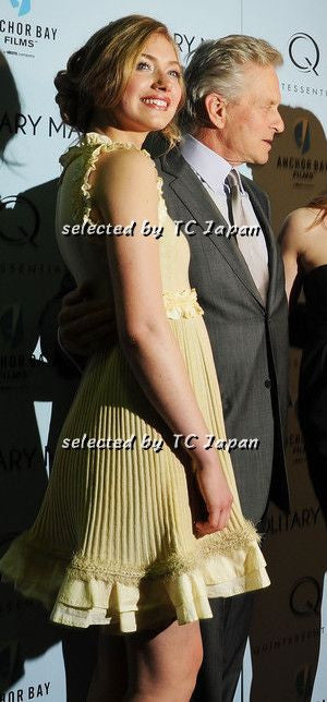 CHANEL 10S Nude Tan Beige Fringe Knit Dress 38 シャネル ベージュ グラデュエーション フリンジ ニット ワンピース 即発