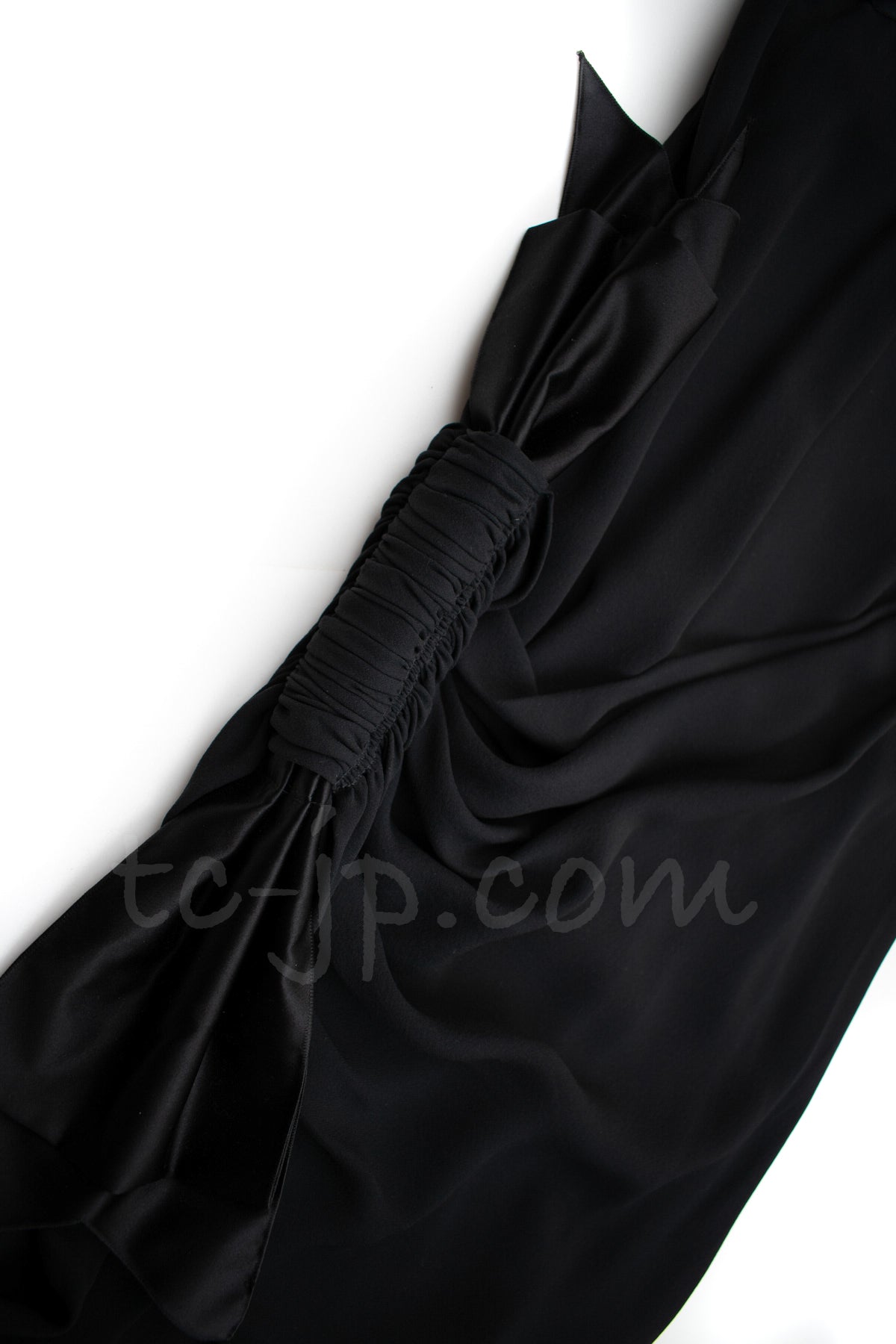 CHANEL 07A Cameron Diaz Ribbon Trim Black Silk Cocktail Dress 34 シャネル キャメロンディアス着 リボン飾り ブラック シルク カクテル ドレス ワンピース 即発