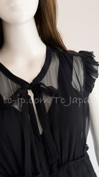 CHANEL 02S Black Silk Sleeveless Pleated Dress 38 シャネル ブラック シルク ノースリーブ プリーツ ワンピース 即発
