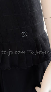 CHANEL 02S Black Silk Sleeveless Pleated Dress 38 シャネル ブラック シルク ノースリーブ プリーツ ワンピース 即発