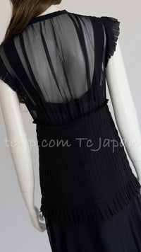 CHANEL 02S Black Silk Sleeveless Pleated Dress 38 シャネル ブラック シルク ノースリーブ プリーツ ワンピース 即発