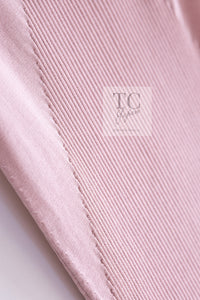 CHANEL 11S Pale Moss Pink Camellia Knit Stretch Soft Dress 34 シャネル 淡い モス ピンク カメリア装飾 ニット ストレッチ ソフト ワンピース 即発 - TC JAPAN