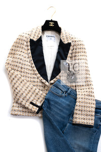 CHANEL 06S Ivory Creme Gold Tone Tweed Jacket Skirt Suit Sharon Stone 36 38 シャネル アイボリー クリーム ゴールド  ツイード ジャケット スカート スーツ 女優シャローン ストーン 即発
