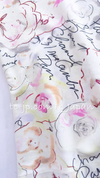 CHANEL 98C Yellow-ish Ivory Camellia T Shirt Tops 36 38 シャネル アイボリー カメリア柄 カール直筆 Tシャツ トップス 即発