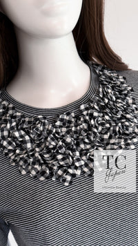 CHANEL 17PS Black White Stripe Border Knit Tops T-shirts 34 シャネル ブラック ホワイト ニット ストライプ トップス カットソー Tシャツ 即発