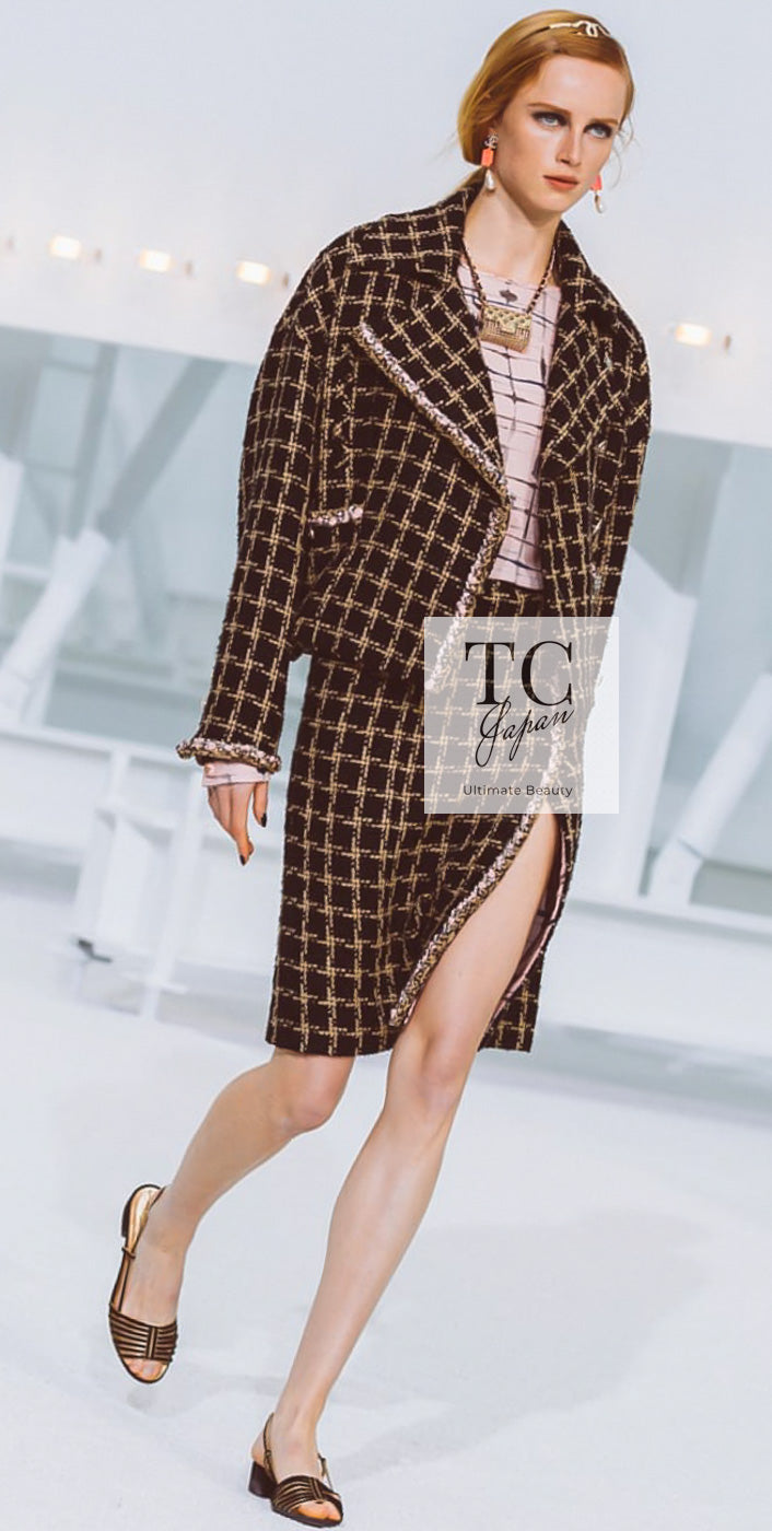 CHANEL 21S Black Beige Silk Cotton Tweed Jacket Silver Chain Trim No.5 Button 38 シャネル ブラック ベージュ シルク コットン ツイード ジャケット シルバー チェーン トリム No.5 ボタン 即発