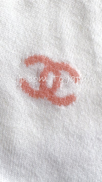 CHANEL 19C Ivory La Pausa CC Logo Rainbow Cashmere Sweater 36 シャネル アイボリー ラ パウザ CC ロゴ レインボー カシミア セーター 即発