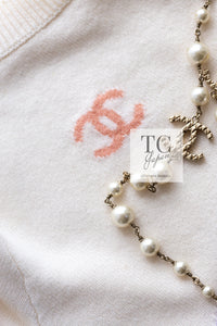 CHANEL 19C Ivory La Pausa CC Logo Rainbow Cashmere Sweater 36 シャネル アイボリー ラ パウザ CC ロゴ レインボー カシミア セーター 即発