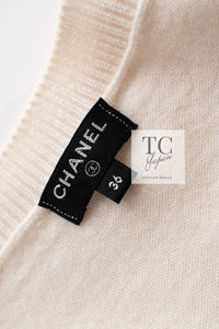 CHANEL 19C Ivory La Pausa CC Logo Rainbow Cashmere Sweater 36 シャネル アイボリー ラ パウザ CC ロゴ レインボー カシミア セーター 即発