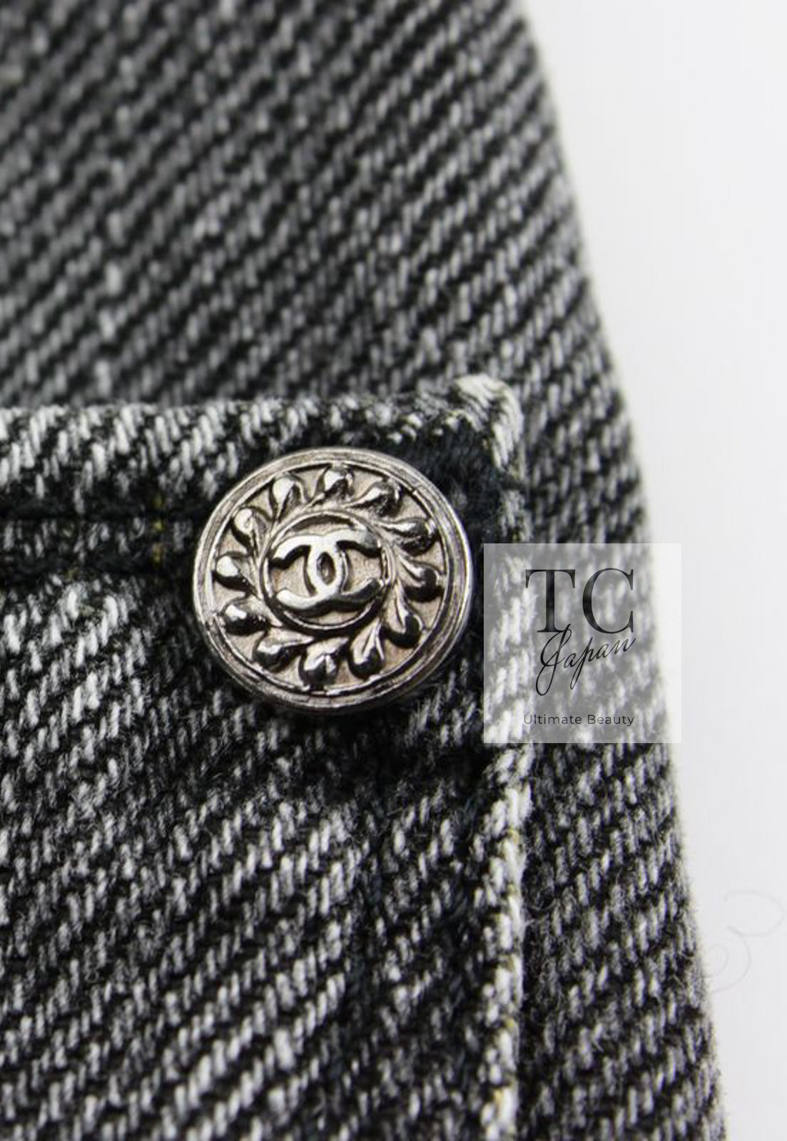 CHANEL 11S Gray Yellow Denim Cotton Mini Skirt 36 シャネル グレー イエロー デニム コットン ミニ スカート 即発 - TC JAPAN