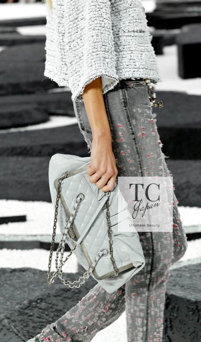 CHANEL 11S Gray Yellow Denim Cotton Mini Skirt 36 シャネル グレー イエロー デニム コットン ミニ スカート 即発 - TC JAPAN