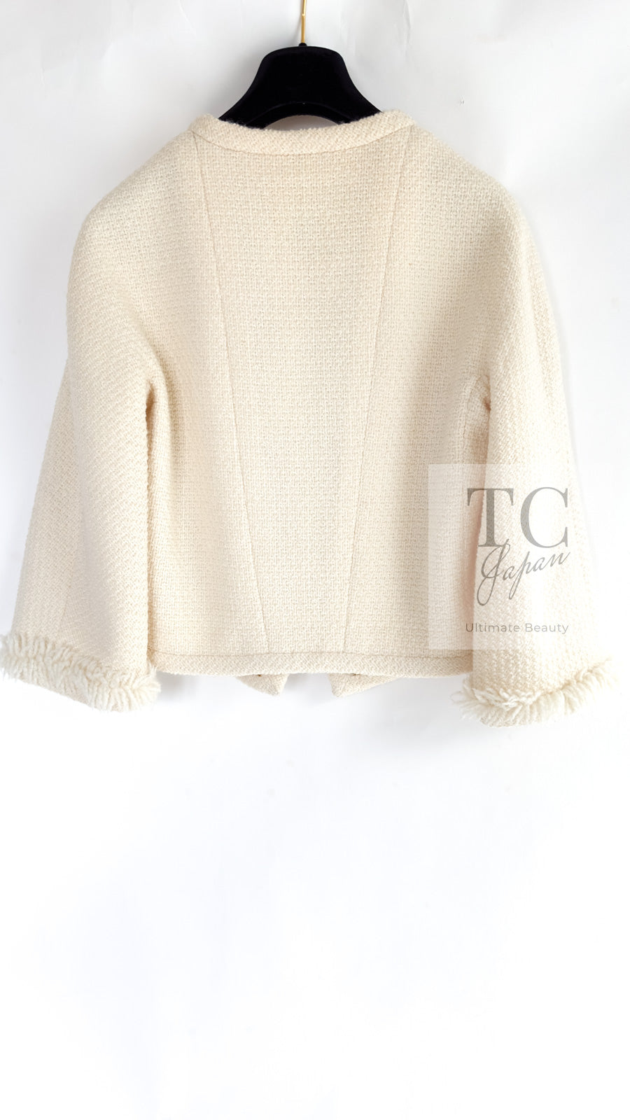 CHANEL 92S Vintage Ivory Camellia Buttons Wool Fringe Tweed Jacket Skirt Suit 40 42 シャネル ヴィンテージ アイボリー カメリアボタン フリンジ ウール ツイード ジャケット スカート スーツ 即発