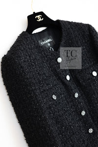CHANEL 21A Black Coco Buttons Wool Cotton Tweed Jacket 38 シャネル ブラック ココボタン ウール コットン ノーカラー ツイード ジャケット 即発