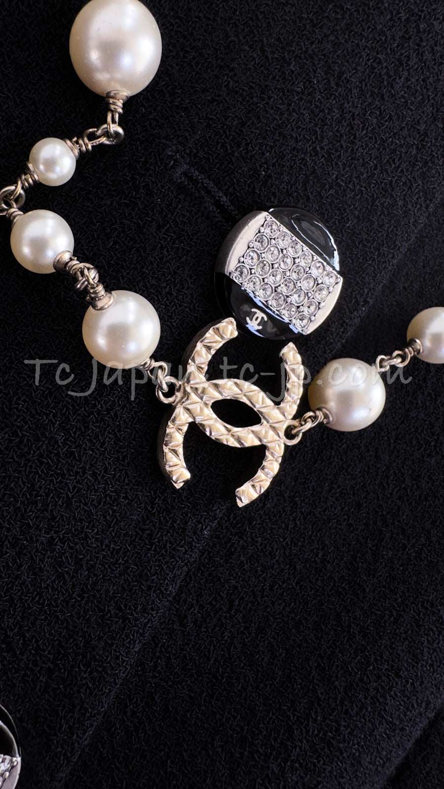 CHANEL 12C Black Round Neck Wool Rhinestone Buttons Jacket 36 38 シャネル ブラック ウール100% 襟なし ラインストーン ボタン ジャケット 即発