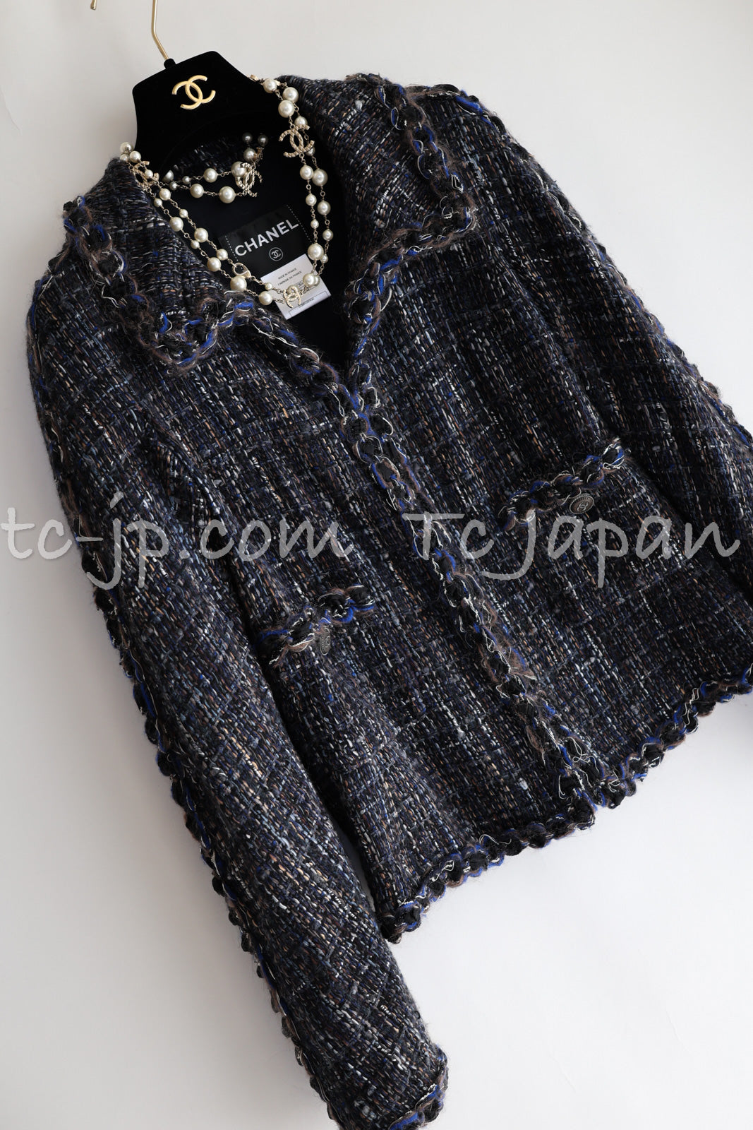 CHANEL 11A Navy Black CC Logo Buttons Trim Tweed Cardigan Jacket 36 42 シャネル ネイビー ブラック CCロゴボタン トリム ツイード カーディガン ジャケット 即発