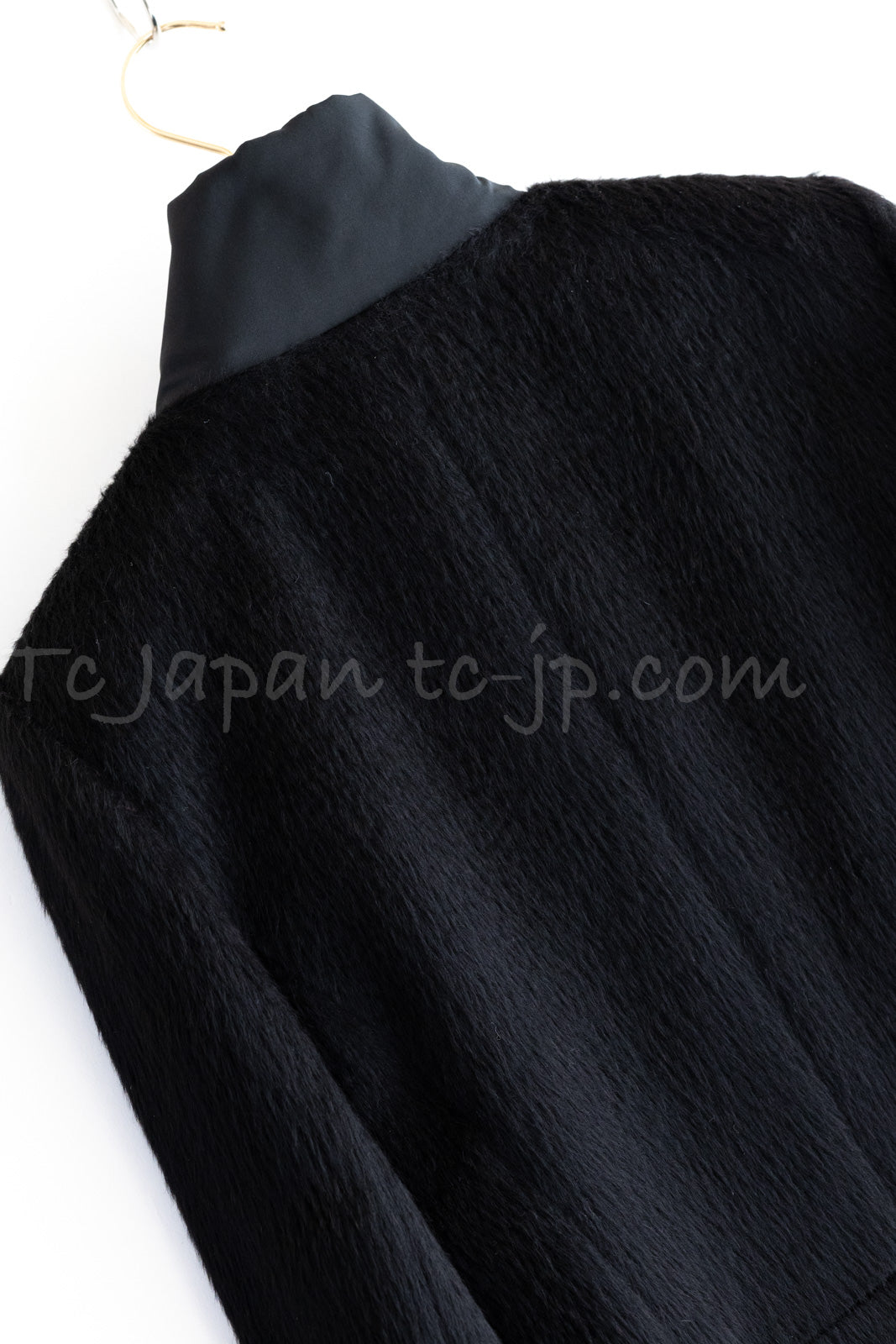 CHANEL 10A Black Alpaca Wool Gripox Buttons Jacket 38 シャネル ブラック アルパカ ウール グリポワ 宝石ボタン ペプラム ジャケット 即発