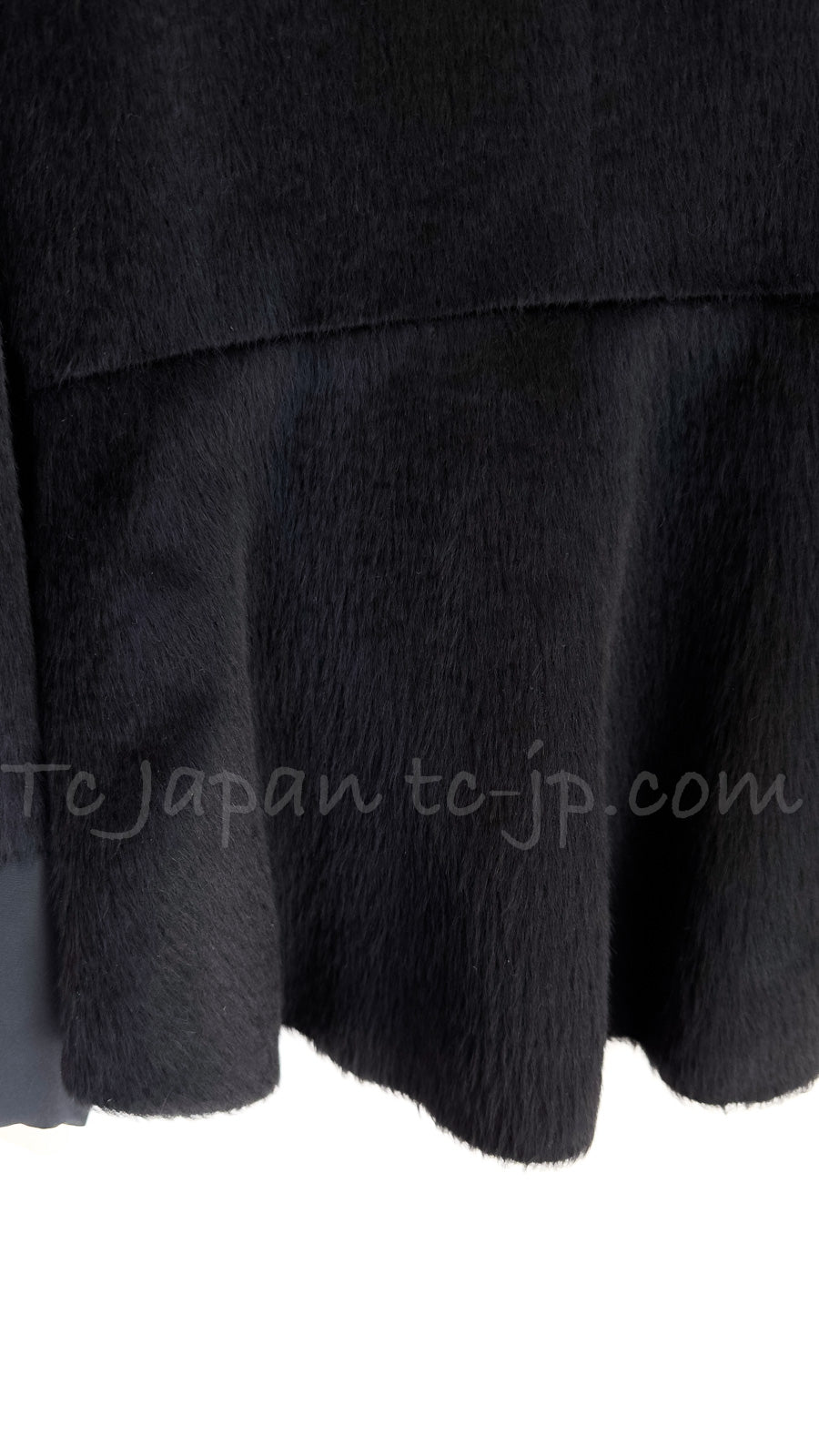 CHANEL 10A Black Alpaca Wool Gripox Buttons Jacket 38 シャネル ブラック アルパカ ウール グリポワ 宝石ボタン ペプラム ジャケット 即発