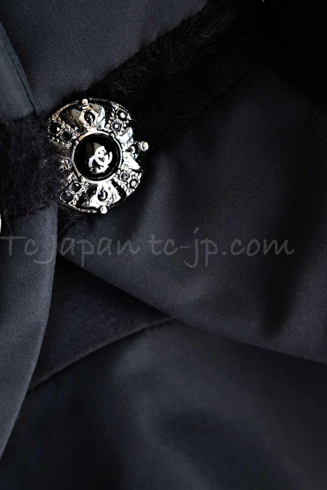 CHANEL 10A Black Alpaca Wool Gripox Buttons Jacket 38 シャネル ブラック アルパカ ウール グリポワ 宝石ボタン ペプラム ジャケット 即発