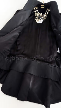 CHANEL 10A Black Alpaca Wool Gripox Buttons Jacket 38 シャネル ブラック アルパカ ウール グリポワ 宝石ボタン ペプラム ジャケット 即発
