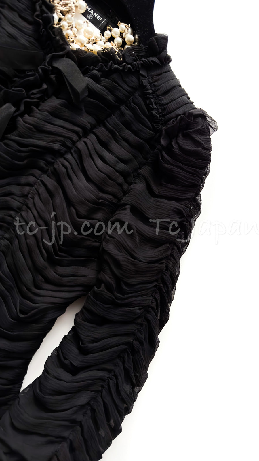 CHANEL 06A Black Ribbon Silk Penelope Cruz Cardigan Jacket Tops 38 40 44 シャネル ブラック リボン シルク ブラウス カーディガン ジャケット 即発