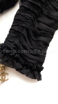 CHANEL 06A Black Ribbon Silk Penelope Cruz Cardigan Jacket Tops 38 40 44 シャネル ブラック リボン シルク ブラウス カーディガン ジャケット 即発