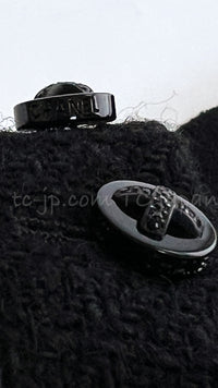 CHANEL 06A Black Wool 100 Tweed Jacket 38 シャネル ブラック ウール100% ツイード ジャケット シルク襟 即発