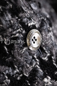 CHANEL 06A Gray Black Houndstooth Wool Silk Tweed Collarless Jacket 38 40 シャネル グレー ブラック 千鳥格子 ウール シルク ツイード ノーカラー ジャケット 即発