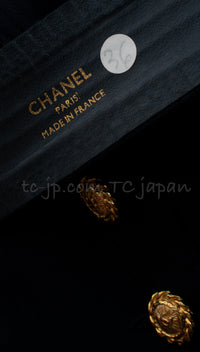 CHANEL 89S Collectible Vintage Navy Wool Belted Tweed Jacket Skirt Suit Gigi 36 38 シャネル 限定版 Gigi ヴィンテージ ネイビー ウール ベルト付 ツイード ジャケット スカート スーツ 即発
