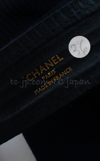 CHANEL 89S Collectible Vintage Navy Wool Belted Tweed Jacket Skirt Suit Gigi 36 38 シャネル 限定版 Gigi ヴィンテージ ネイビー ウール ベルト付 ツイード ジャケット スカート スーツ 即発