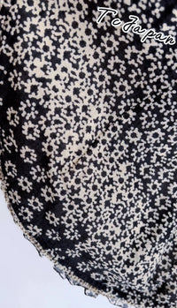 CHANEL 03S Beige Cotton Ruffled Floral Trim Tweed Jacket 36 38 シャネル ベージュ コットン ラッフル フローラルトリム ツイード ジャケット 即発