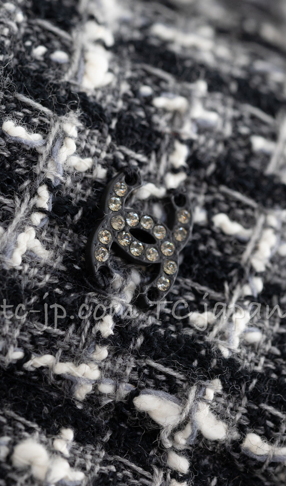 CHANEL 04PF Black Ivory Bow Ribbon Jacket Skirt 36 シャネル ブラック アイボリー リボン ツイード ジャケット スカート 即発