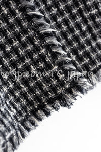 CHANEL 04PF Black Ivory Bow Ribbon Jacket Skirt 36 シャネル ブラック アイボリー リボン ツイード ジャケット スカート 即発