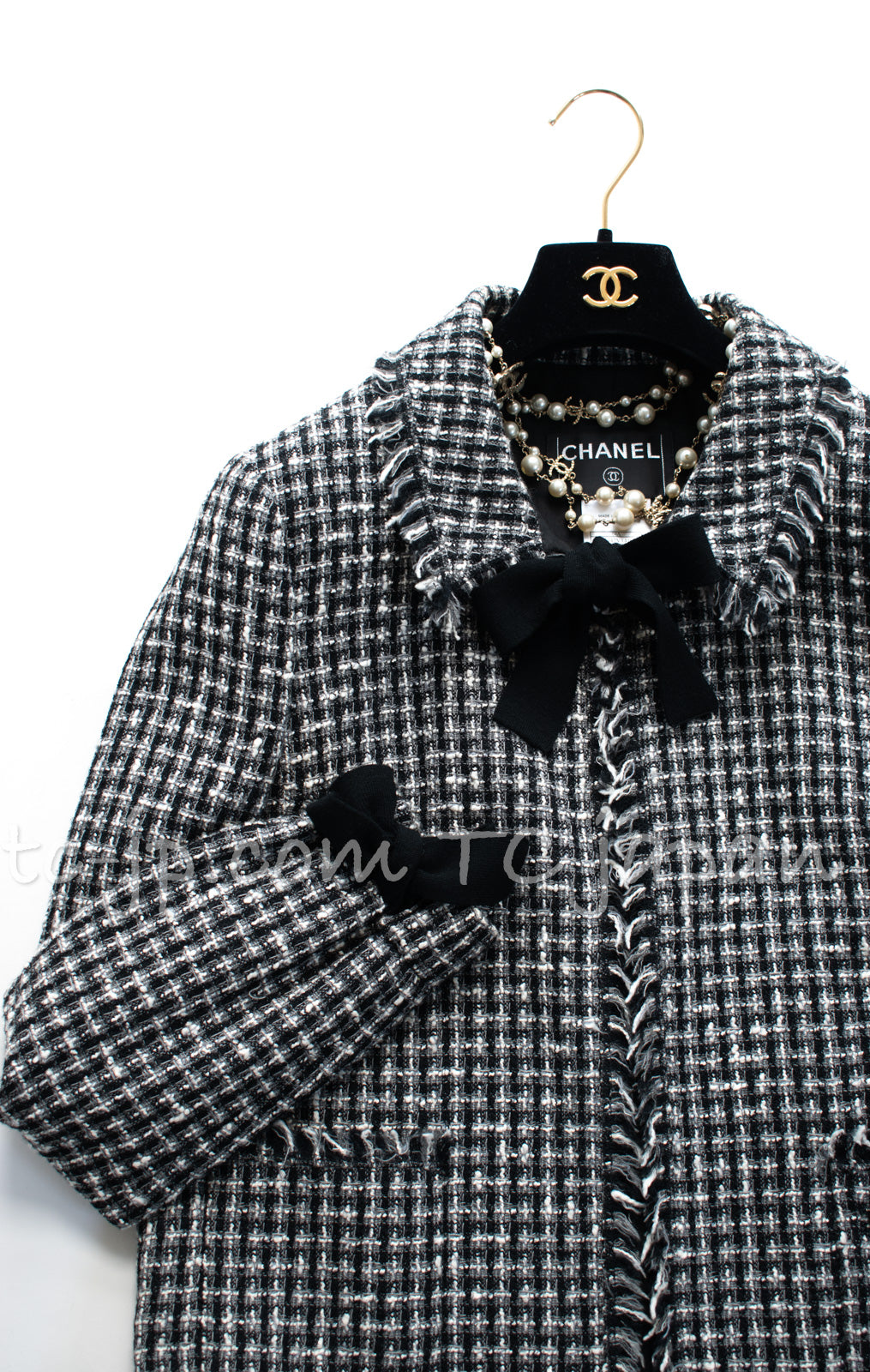 CHANEL 04PF Black Ivory Bow Ribbon Jacket Skirt 36 シャネル ブラック アイボリー リボン ツイード ジャケット スカート 即発