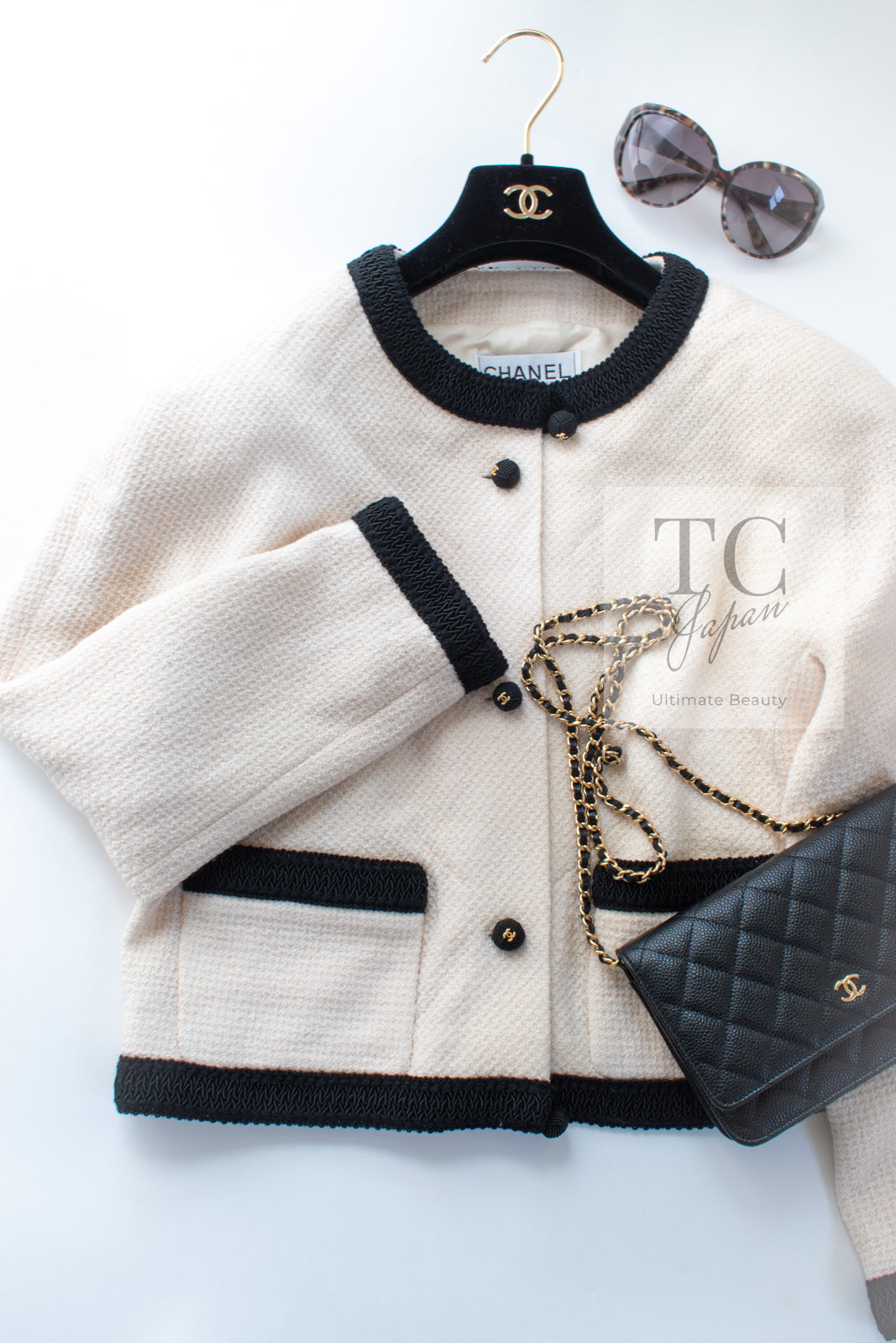 CHANEL 90S Vintage Ivory Black Braid Trim CC Ball Buttons Tweed Jacket 44 46 シャネル ヴィンテージ アイボリー ブラック ブレードトリム CCロゴ 手毬ボタン ツイード ジャケット 即発