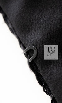CHANEL 22C Black Sequin Glitter Stretch Jersey Jacket 38 40 42 シャネル ブラック スパンコール グリッター ストレッチ ジャージー ノーカラー ジャケット 即発