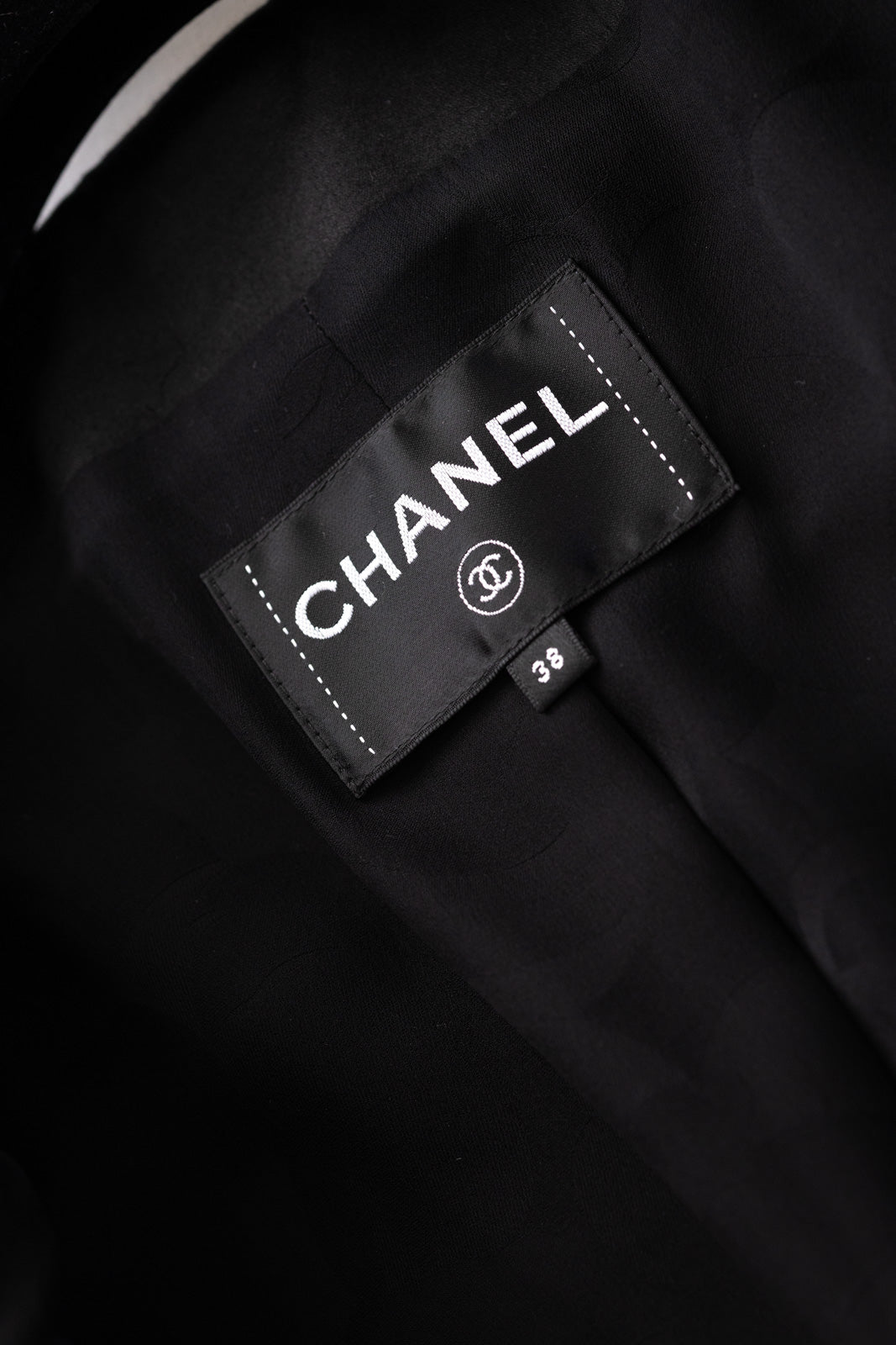 CHANEL 22C Black Sequin Glitter Stretch Jersey Jacket 38 40 42 シャネル ブラック スパンコール グリッター ストレッチ ジャージー ノーカラー ジャケット 即発
