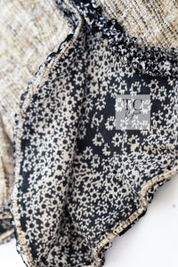 CHANEL 03S Beige Cotton Ruffled Floral Trim Tweed Jacket 36 38 シャネル ベージュ コットン ラッフル フローラルトリム ツイード ジャケット 即発