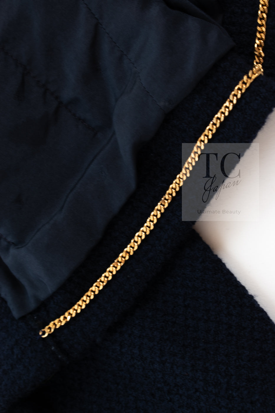 CHANEL 90S Vintage Dark Navy Black Braid Trim CC Ball Buttons Wool Tweed Jacket 36 シャネル ヴィンテージ ダーク ネイビー ブラック ブレードトリム CCロゴ 手毬ボタン ウール ツイード ジャケット 即発