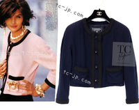 CHANEL 90S Vintage Dark Navy Black Braid Trim CC Ball Buttons Wool Tweed Jacket 36 シャネル ヴィンテージ ダーク ネイビー ブラック ブレードトリム CCロゴ 手毬ボタン ウール ツイード ジャケット 即発