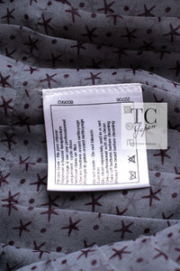 CHANEL 12S Purple Gray Cotton Tweed Silk Star Pleated Ruffle Jacket 34 シャネル パープル グレー コットン ツイード シルク スター プリーツ ラッフル ノーカラー ジャケット 即発