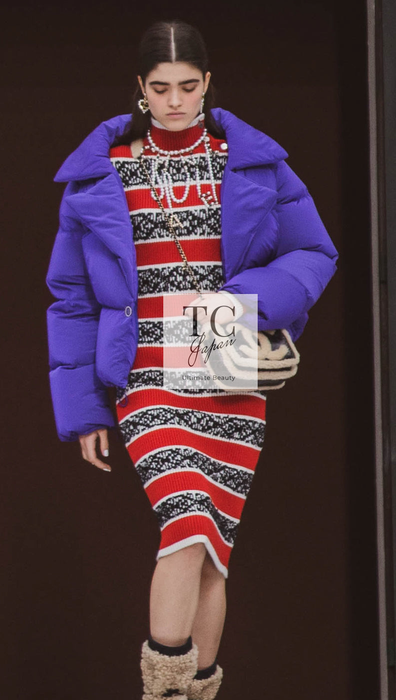 シャネル ダウン ジャケット CHANEL バイオレットパープル コート 19A 