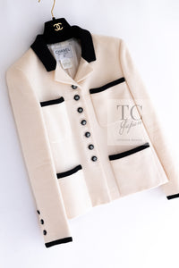 CHANEL 96S Creme Ivory Black Trim Wool Tweed Jacket 42 シャネル クリーム アイボリー ブラック トリム ウール ツイード ジャケット 即発