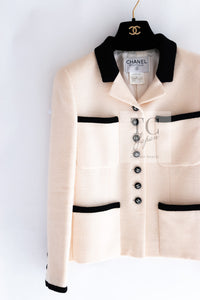 CHANEL 96S Creme Ivory Black Trim Wool Tweed Jacket 42 シャネル クリーム アイボリー ブラック トリム ウール ツイード ジャケット 即発