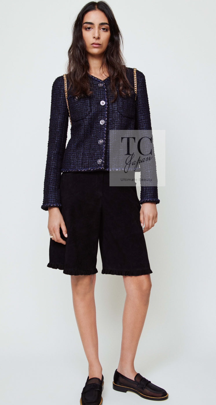 シャネル ジャケット CHANEL ブラック ダーク ネイビー ブルー ライオン ボタン ツイード 22PS Black Dark Navy Blue  Lion Button Tweed Jacket – TC JAPAN