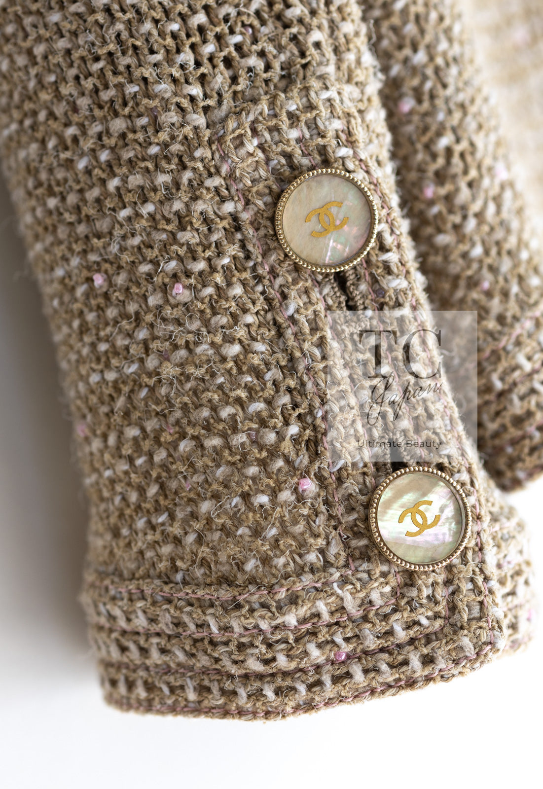CHANEL 16C Beige CC Pearl Buttons Cotton Collarless Jacket 36 38 シャネル 一番人気 ベージュ CC パール ボタン コットン ノーカラー ジャケット 即発