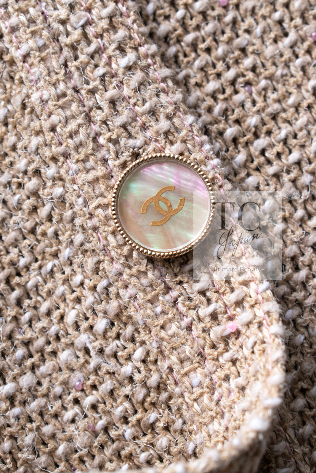 CHANEL 16C Beige CC Pearl Buttons Cotton Collarless Jacket 36 38 シャネル 一番人気 ベージュ CC パール ボタン コットン ノーカラー ジャケット 即発