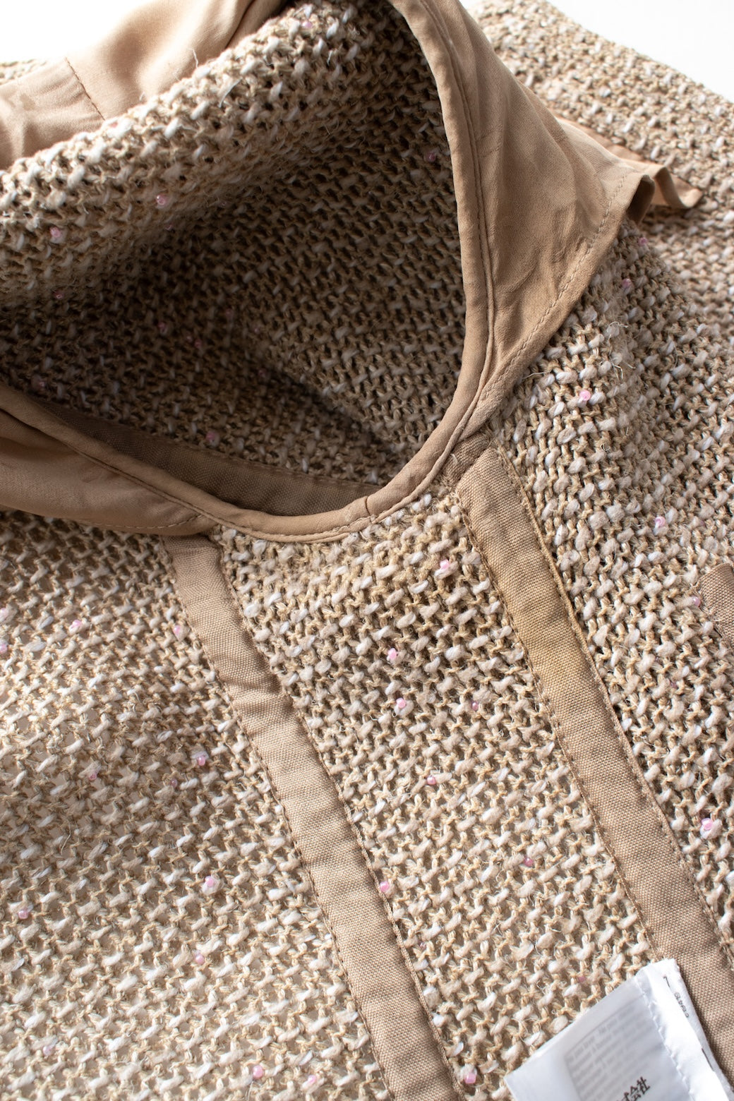 CHANEL 16C Beige CC Pearl Buttons Cotton Collarless Jacket 36 38 シャネル 一番人気 ベージュ CC パール ボタン コットン ノーカラー ジャケット 即発